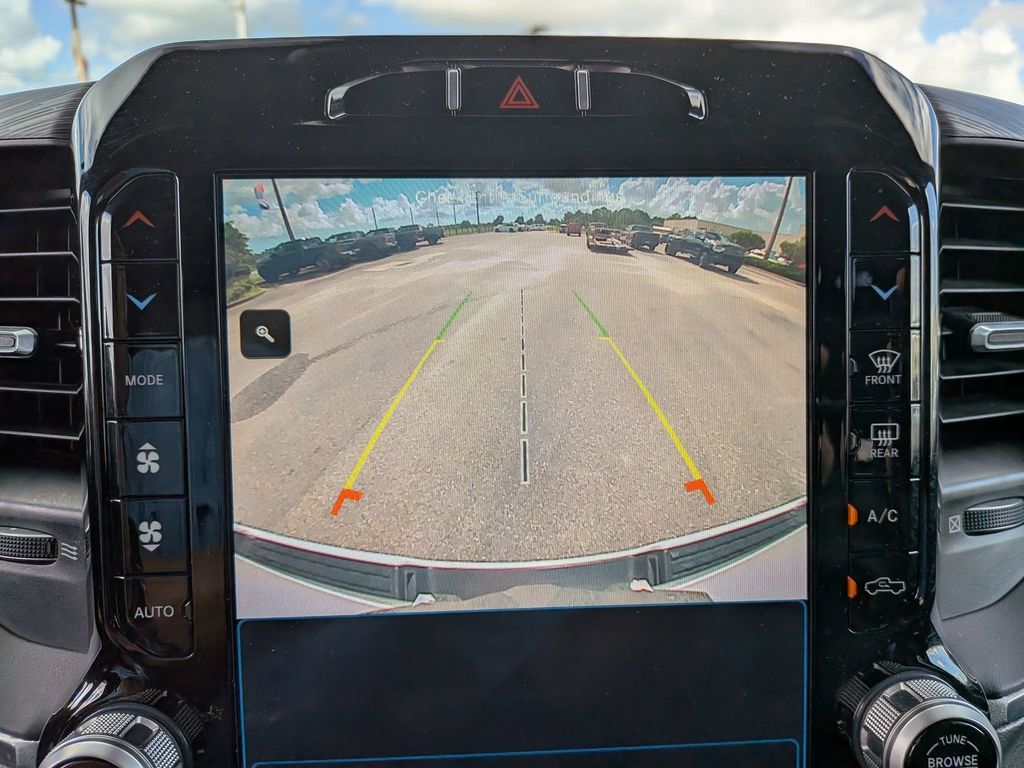 Used 2023 RAM 1500 Laramie AWD/4WD image 25
