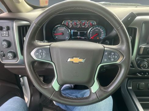 Used 2019 Chevrolet Silverado 2500 LT w/ LT Plus Package image 12