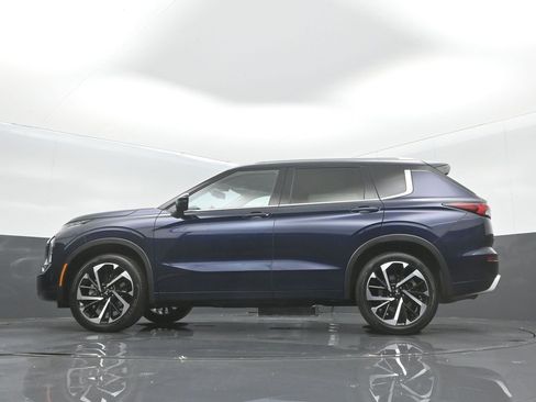 Used 2024 Mitsubishi Outlander SEL image 14