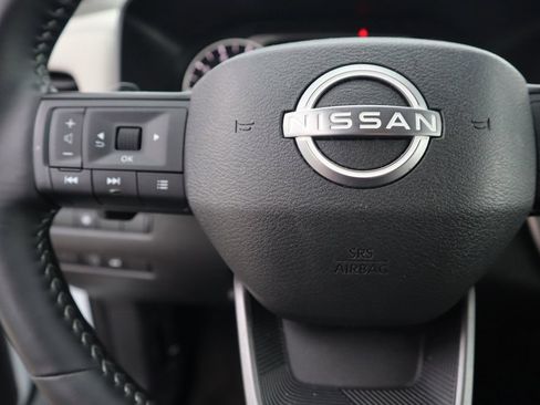 Certified 2025 Nissan Rogue SV AWD/4WD image 20