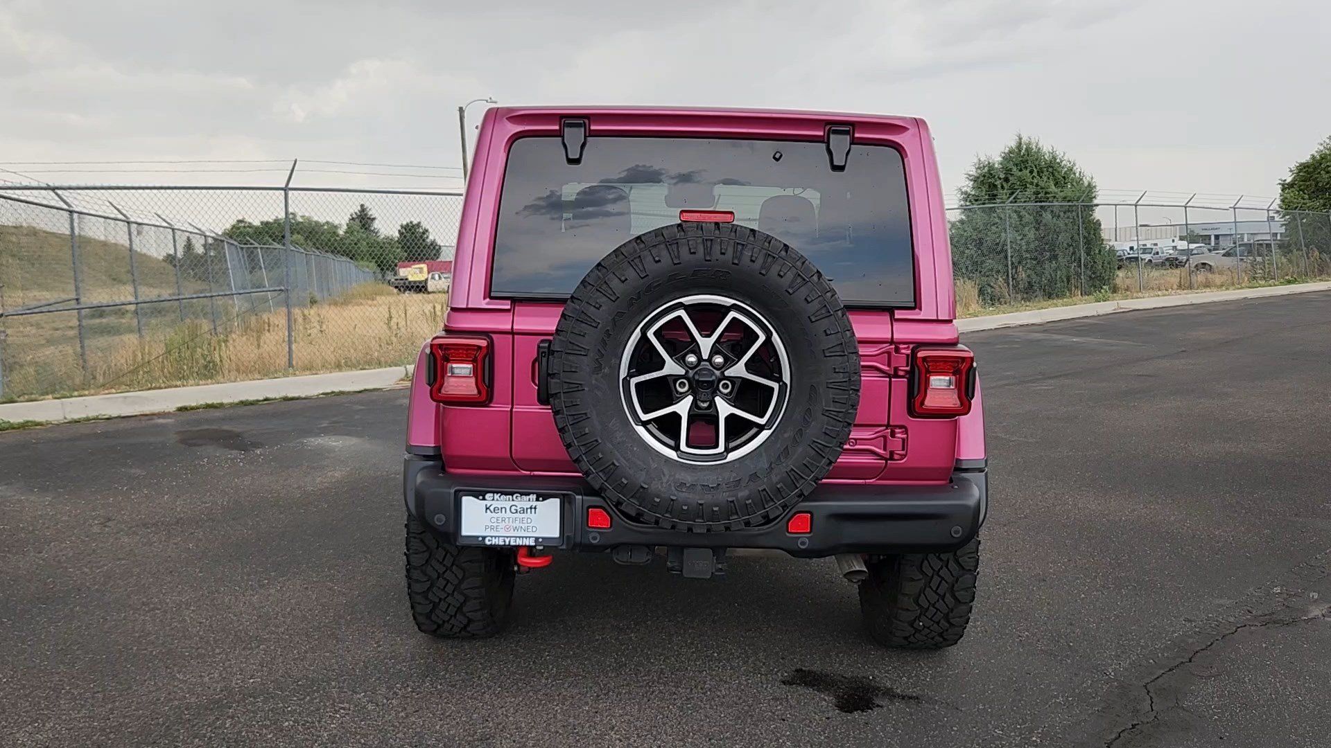 Used 2024 Jeep Wrangler Rubicon AWD/4WD image 21