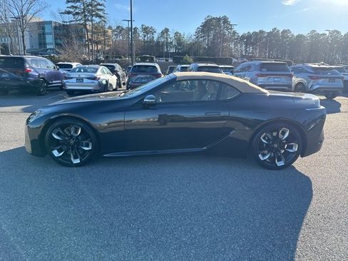 Used 2024 Lexus LC 500 Convertible image 11