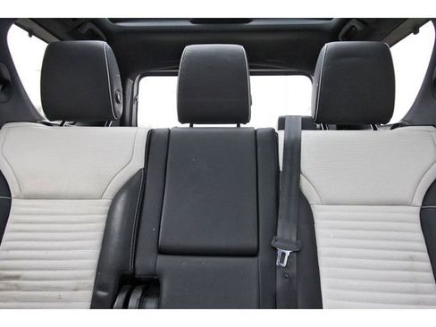 Used 2022 Land Rover Discovery S R-Dynamic image 10