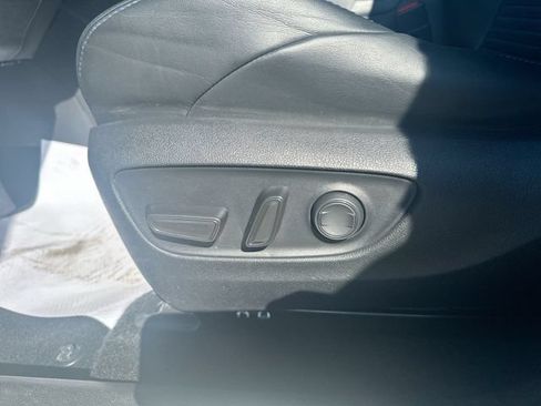 Used 2022 Toyota RAV4 XSE w/ XSE Grade Weather Package AWD/4WD image 14