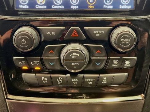 Used 2021 Jeep Grand Cherokee Limited X AWD/4WD image 15