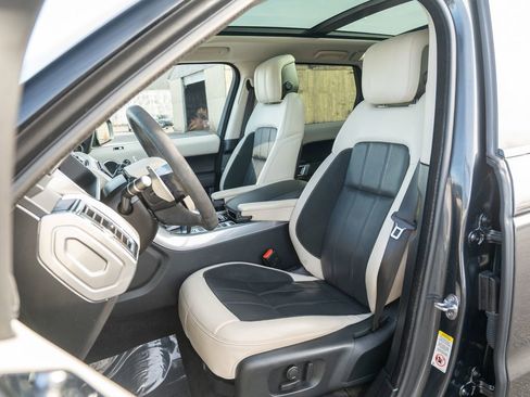 Certified 2022 Land Rover Range Rover Sport HST image 18