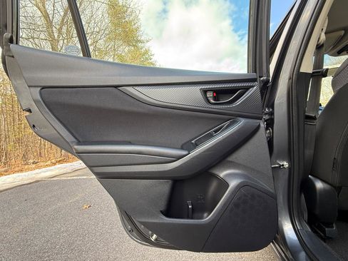 Used 2018 Subaru Impreza 2.0i Premium image 13