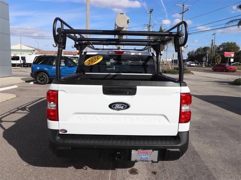 Certified 2025 Ford Maverick XLT w/ Equipment Group 302A image 11