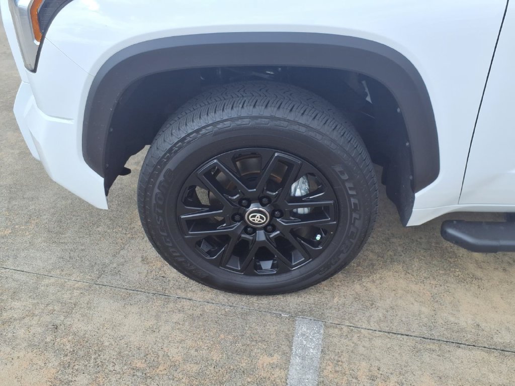Used 2026 Toyota Tundra SR5 w/ SX Package RWD image 8