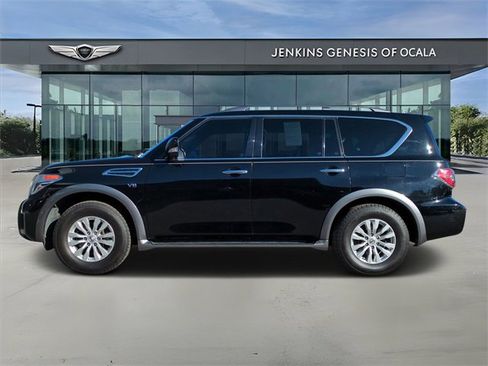 Used 2017 Nissan Armada SV image 6