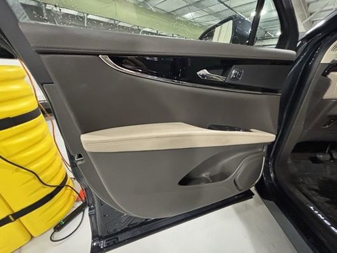 New 2022 Lincoln Nautilus Reserve image 15