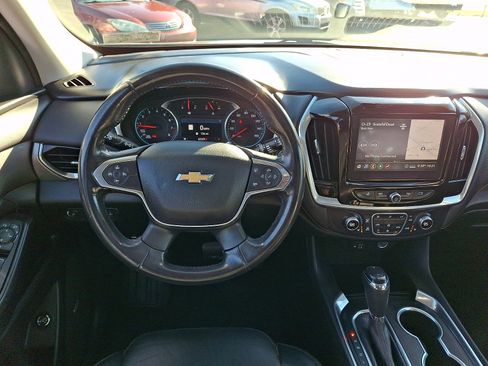 Used 2020 Chevrolet Traverse LT w/ LT Premium Package image 14