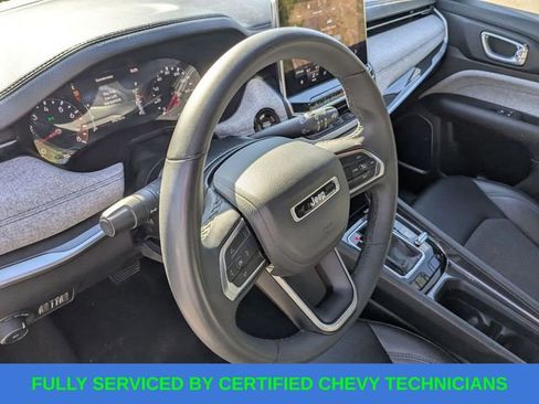 Used 2024 Jeep Compass Latitude image 20