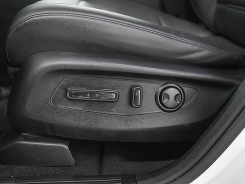 Used 2024 Honda CR-V EX-L image 27