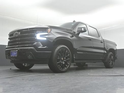 Used 2026 Chevrolet Silverado 1500 High Country w/ Midnight Edition AWD/4WD image 33