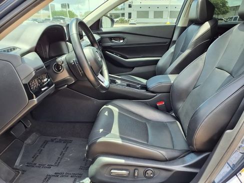 Used 2024 Honda Accord Touring image 4