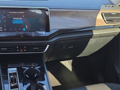 Used 2024 Volkswagen Atlas SE w/ Black Wheel Package image 20