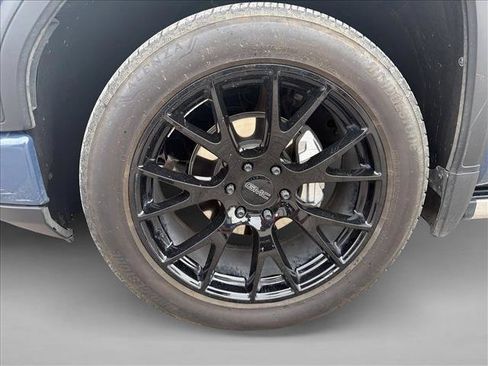 Used 2024 GMC Sierra 1500 Denali Ultimate AWD/4WD image 10