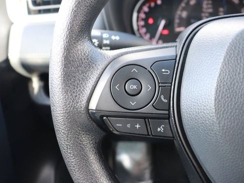 Used 2025 Toyota RAV4 XLE image 21