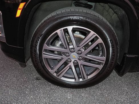 Certified 2023 Chevrolet Traverse High Country image 40