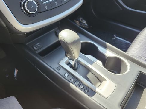 Used 2018 Nissan Altima 2.5 S w/ S Convenience Package image 8