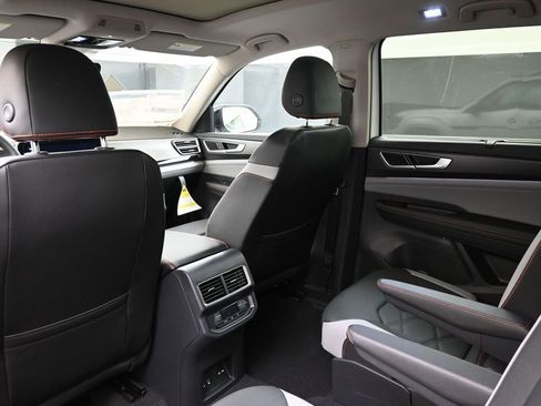 New 2026 Volkswagen Atlas Peak Edition AWD/4WD image 21