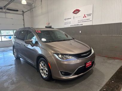 Used 2018 Chrysler Pacifica Touring-L Plus
