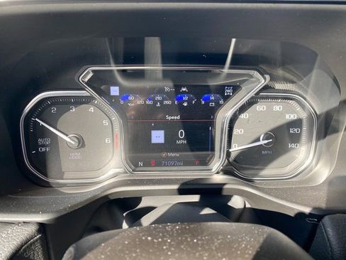 Used 2021 GMC Yukon XL Denali w/ Denali Premium Package image 18