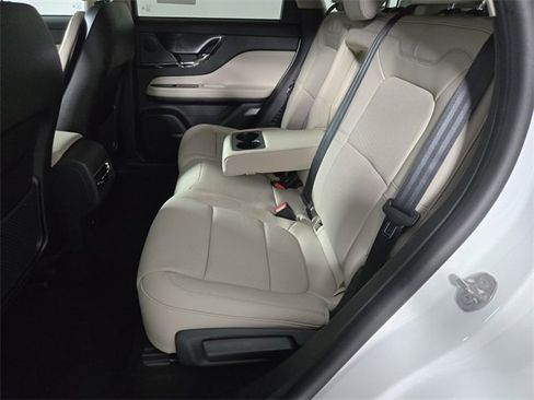 New 2025 Lincoln Corsair Grand Touring image 8