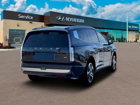 New 2026 Hyundai Ioniq 9 Calligraphy image 7