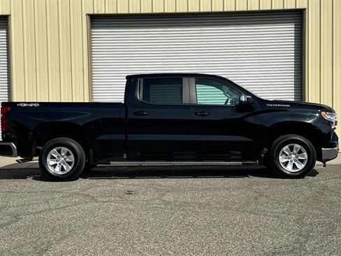 Used 2024 Chevrolet Silverado 1500 LT w/ Protection Package image 8