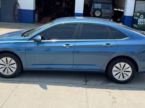 Used 2019 Volkswagen Jetta SE FWD image 8
