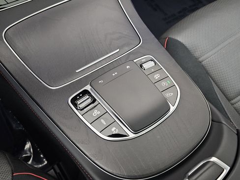 Used 2023 Mercedes-Benz E 53 AMG 4MATIC Sedan image 31