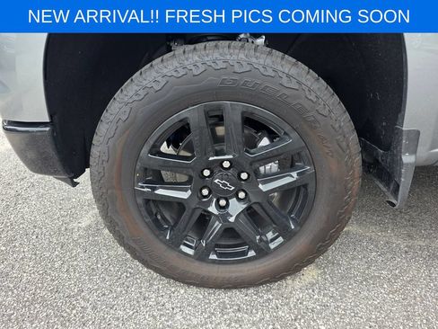 Used 2026 Chevrolet Silverado 1500 LT Trail Boss w/ Convenience Package II AWD/4WD image 8