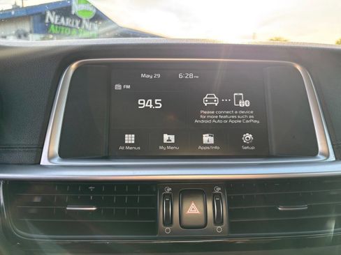 Used 2020 Kia Optima S FWD image 17