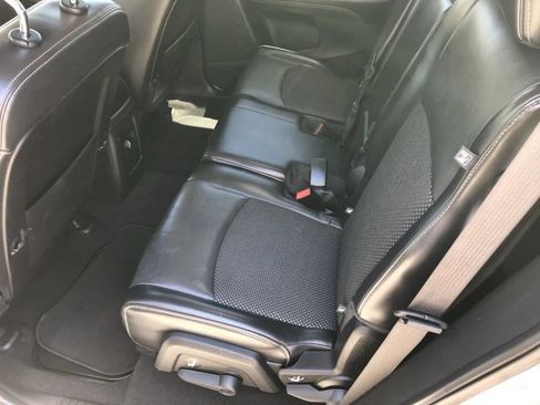 Used 2018 Dodge Journey Crossroad AWD/4WD image 33