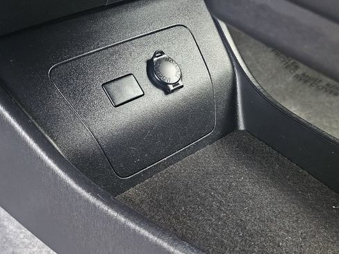 Used 2013 Toyota Prius One image 27