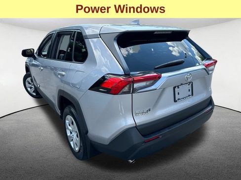 Used 2023 Toyota RAV4 LE AWD/4WD image 7