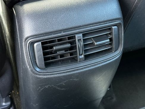 Used 2017 Honda CR-V LX image 14