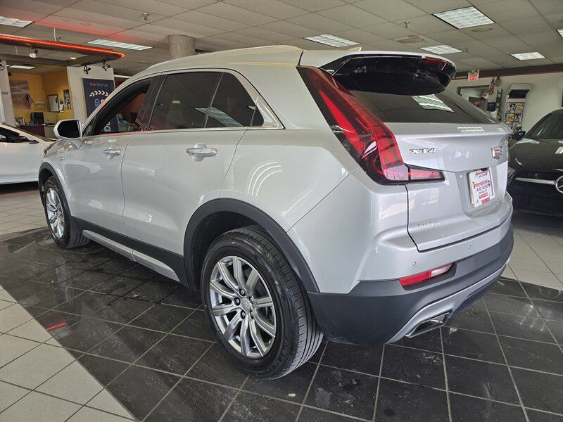 Used 2020 Cadillac XT4 Premium Luxury FWD image 6