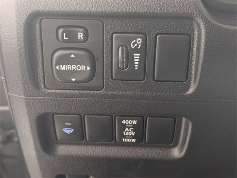 Used 2018 Toyota 4Runner SR5 image 14