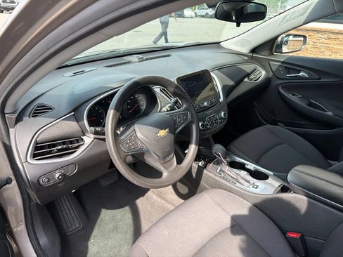 Used 2024 Chevrolet Malibu LT FWD image 4