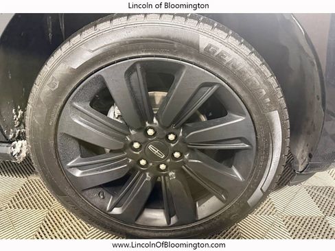 Certified 2023 Lincoln Navigator Reserve image 16