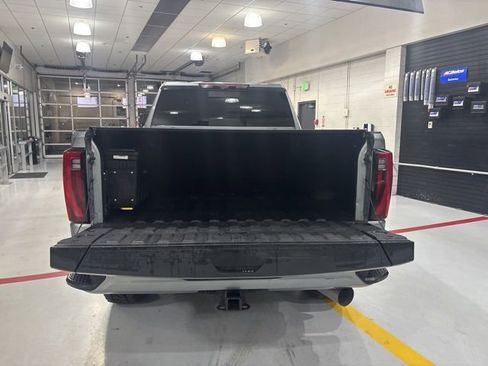 Used 2024 GMC Sierra 2500 Denali w/ Denali Reserve Package image 38