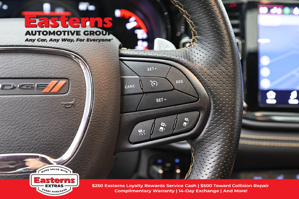 Used 2025 Dodge Durango R/T AWD/4WD image 16