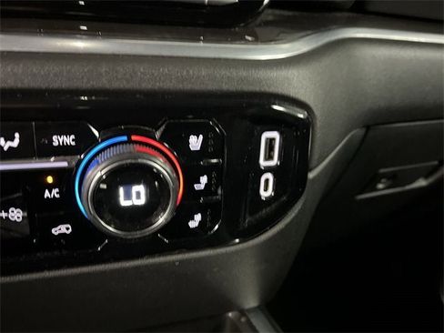 Used 2022 Chevrolet Silverado 1500 LTZ image 34