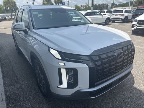 Used 2025 Hyundai Palisade SEL FWD image 5