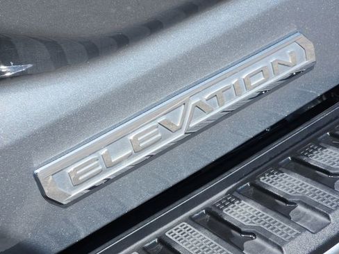 Used 2024 GMC Sierra 1500 Elevation image 6