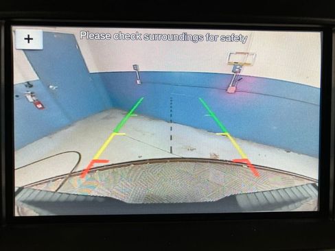 Certified 2018 Ford F150 Lariat image 25