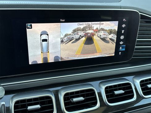 Used 2020 Mercedes-Benz GLS 450 4MATIC image 26